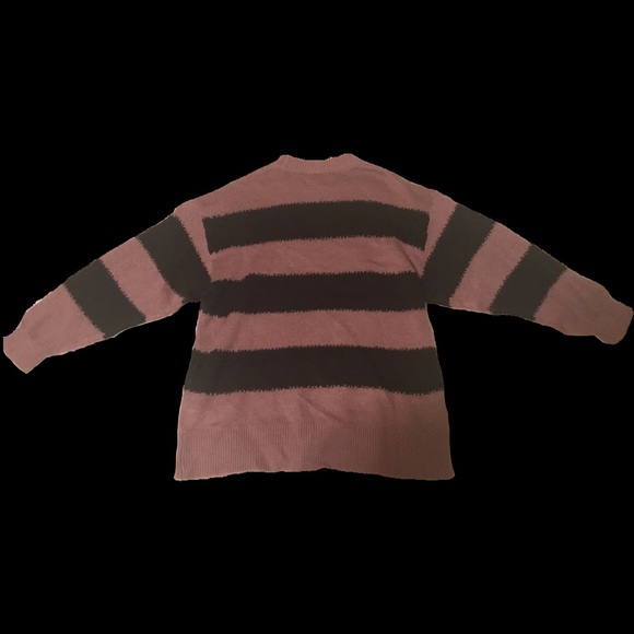 H&M bagggy Stripped Black and Purple Sweater | skater style - Picture 2 of 3
